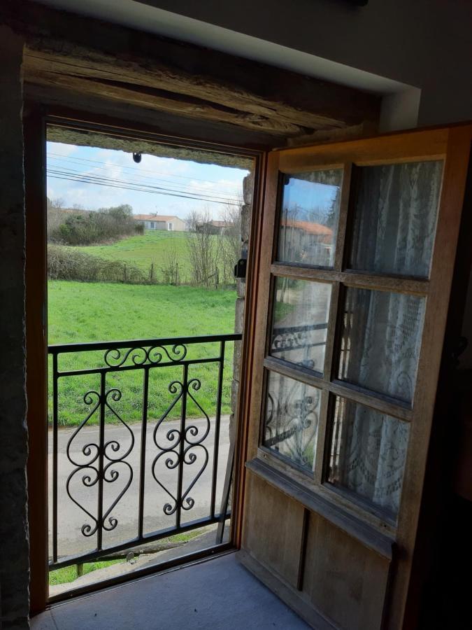 Wisteria Cottage Les Adjots Buitenkant foto